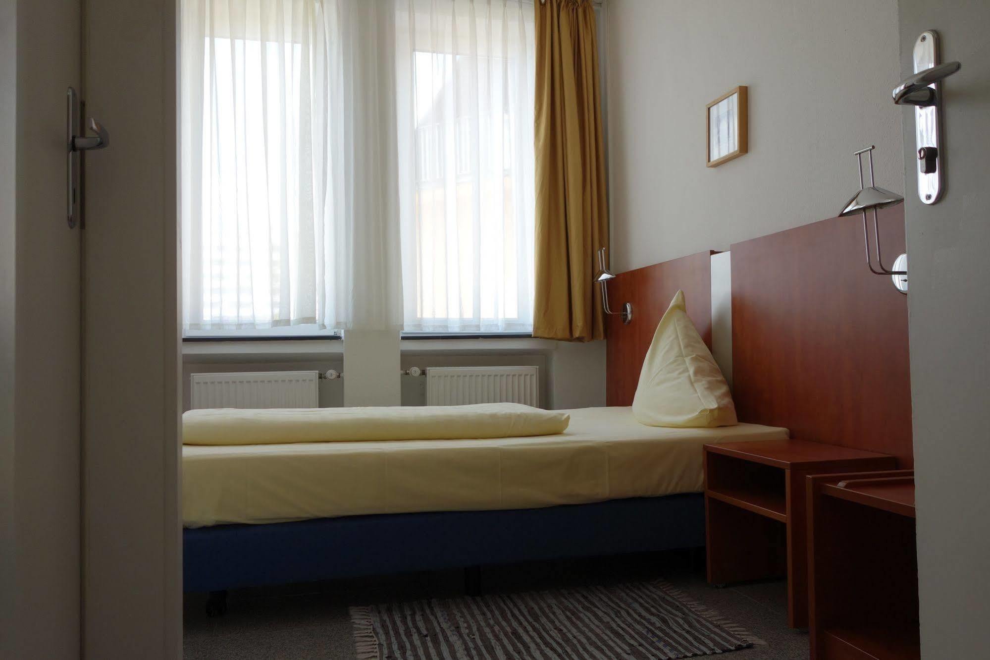 Parkhotel Friedrichstrasse Giessen Exterior foto